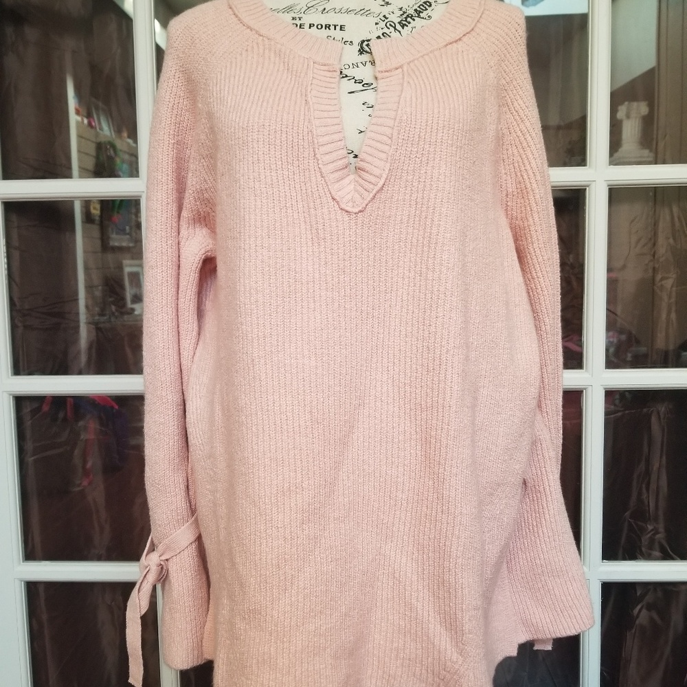 Aerie...Soft Sweater New With Tags
